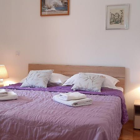 Komiža Apartments Villa Beba מראה חיצוני תמונה