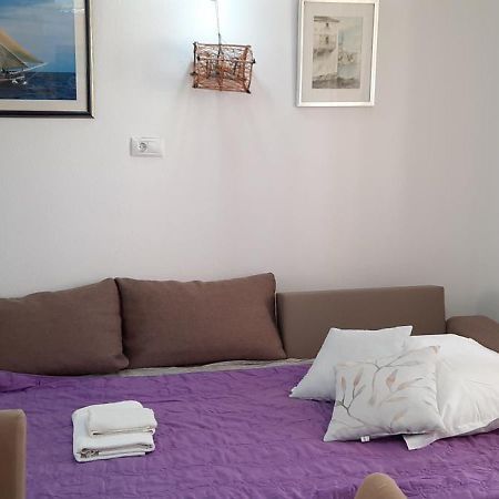 Komiža Apartments Villa Beba מראה חיצוני תמונה