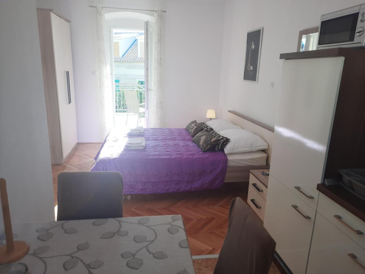 Komiža Apartments Villa Beba מראה חיצוני תמונה
