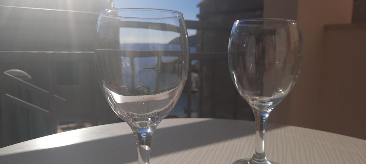 Komiža Apartments Villa Beba מראה חיצוני תמונה