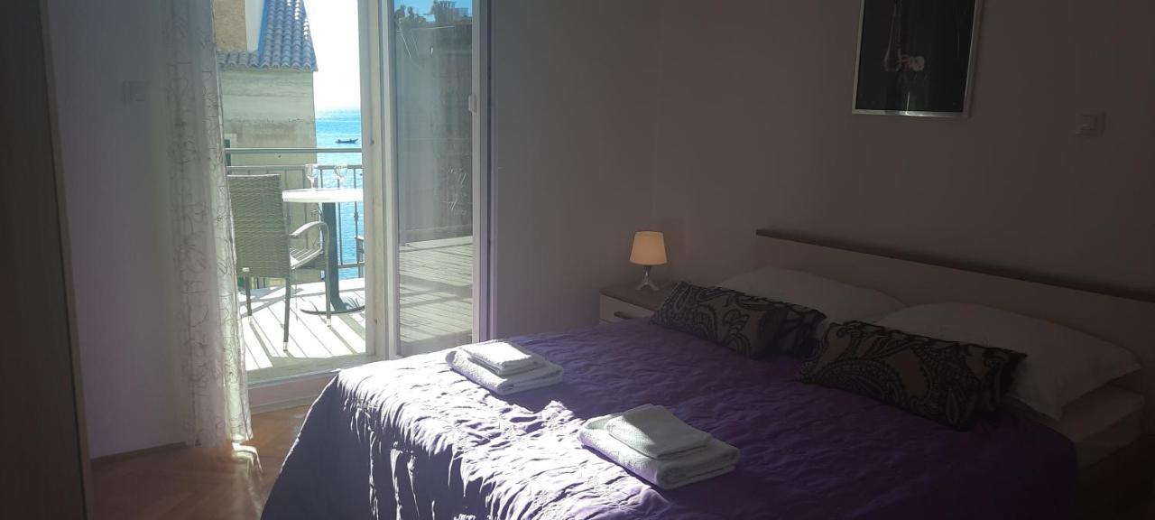 Komiža Apartments Villa Beba מראה חיצוני תמונה