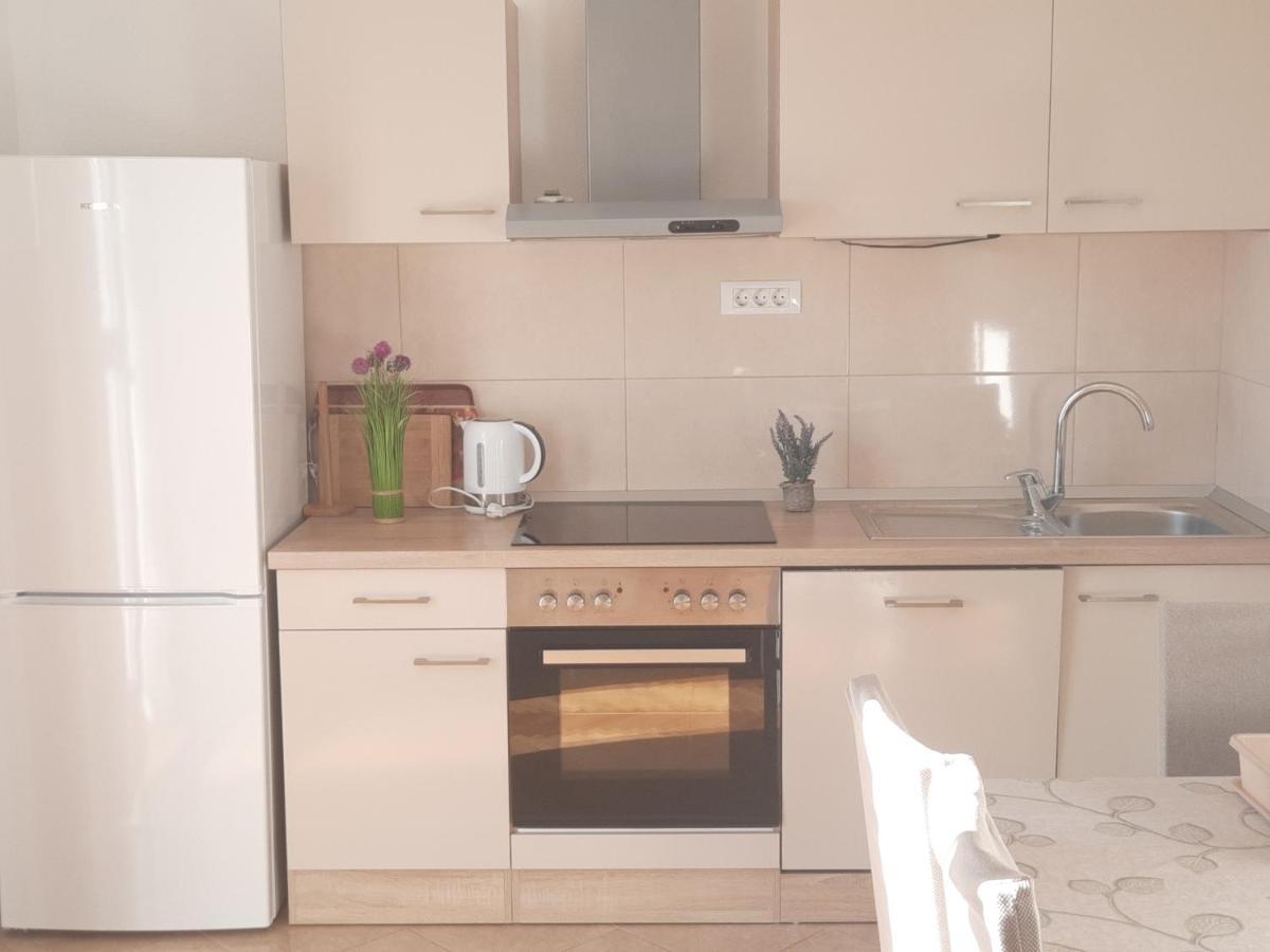 Komiža Apartments Villa Beba מראה חיצוני תמונה